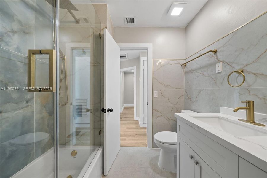 Furnished interior view inside a new home in , Cutler Bay (Image 5).