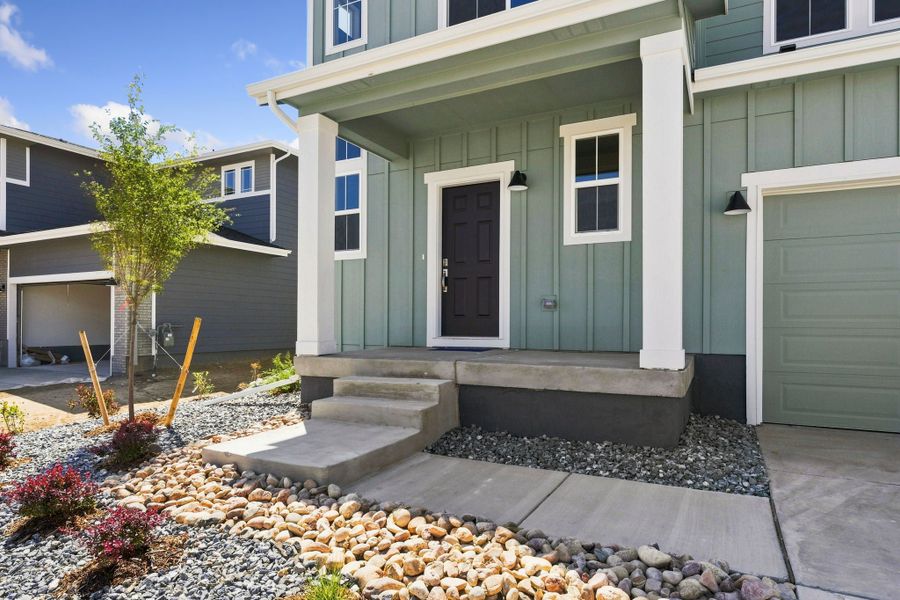 New Home in Frederick, CO.  - Slide 2