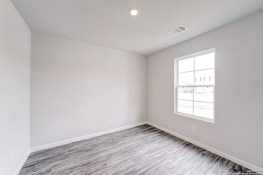Spacious, unfurnished interior of a new home in Las Colinas, Kenedy (Image 22). Spacious, unfurnished interior of a new home in Las Colinas, Kenedy (Image 22).