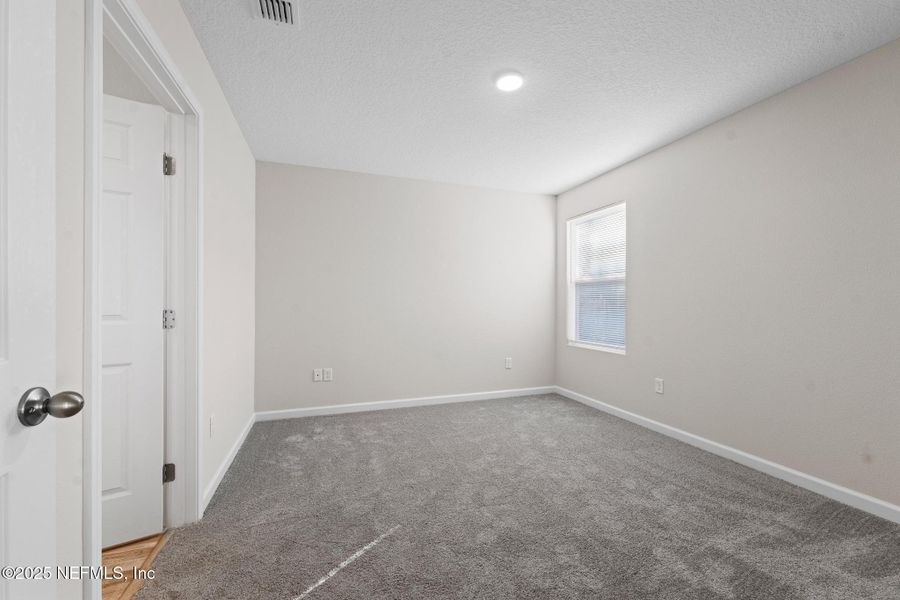 Spacious, unfurnished interior of a new home in , Atlantic Beach (Image 21).