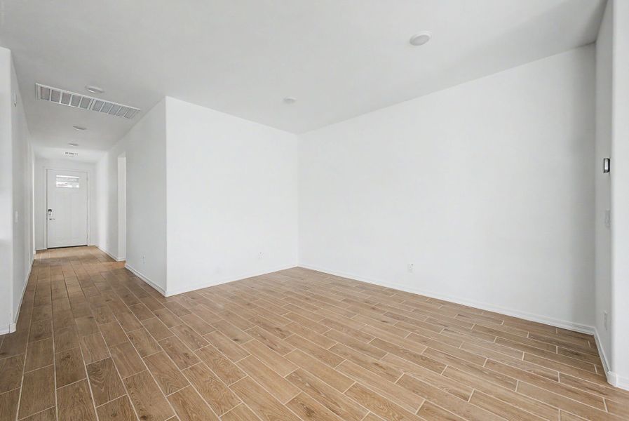 Spacious, unfurnished interior of a new home in Empire Pointe, Queen Creek (Image 6). Spacious, unfurnished interior of a new home in Empire Pointe, Queen Creek (Image 6).