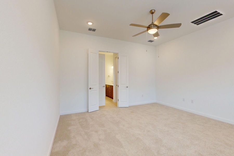 Owner's Bedroom Owner's Bedroom