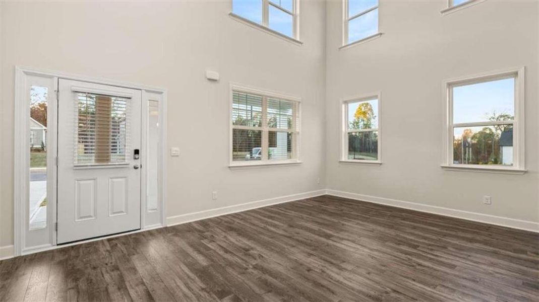 Spacious, unfurnished interior of a new home in Heritage Pointe, Senoia (Image 13). Spacious, unfurnished interior of a new home in Heritage Pointe, Senoia (Image 13).