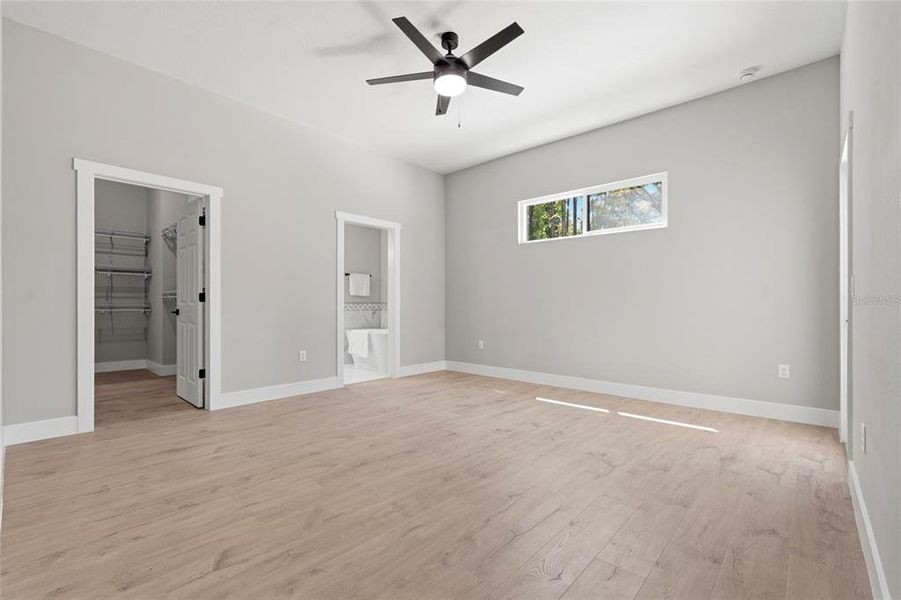 Spacious, unfurnished interior of a new home in , High Springs (Image 18). Spacious, unfurnished interior of a new home in , High Springs (Image 18).