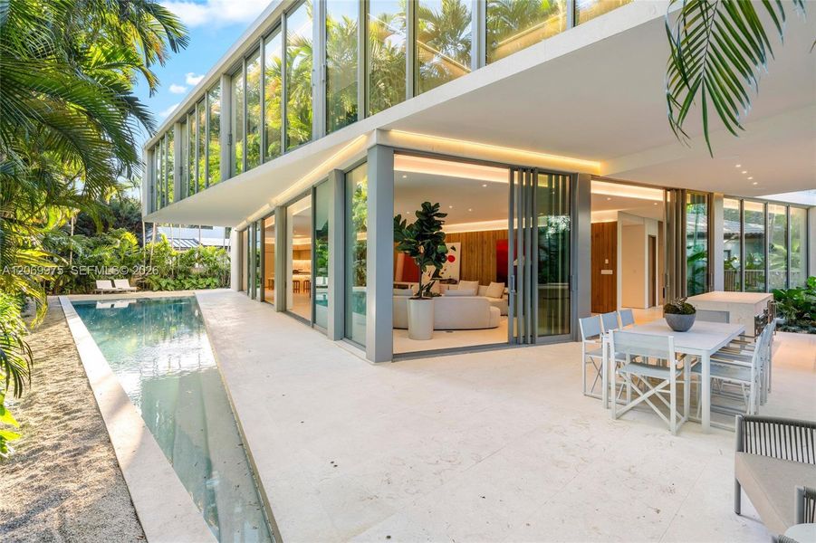 Exterior details and patio area of a home in , Miami (Image 37).