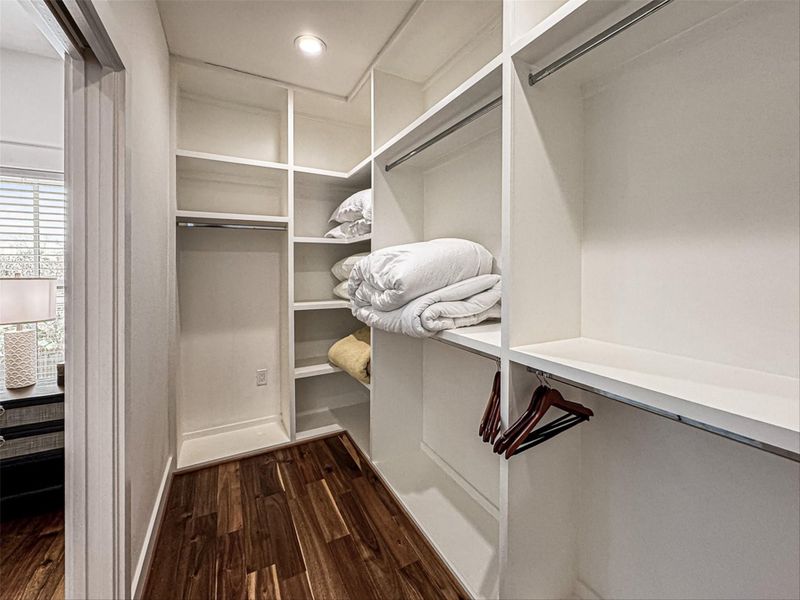 Furnished interior view inside a new home in , Galveston (Image 15).