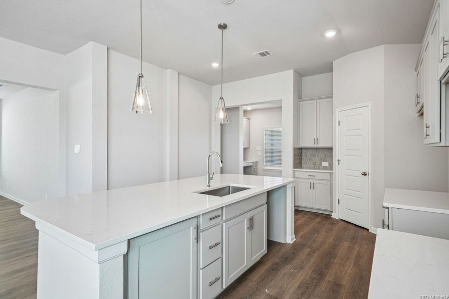 Furnished interior view inside a new home in Thomas Pond, San Antonio (Image 7).
