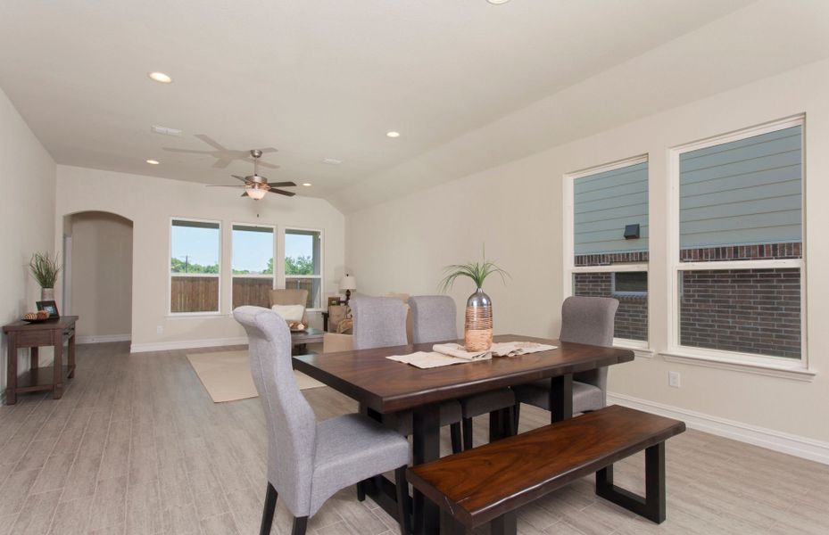 Representative furnished interior of a home built from the Sheldon by Pulte Homes in Bison Ridge, San Antonio (Image 5). Representative furnished interior of a home built from the Sheldon by Pulte Homes in Bison Ridge, San Antonio (Image 5).