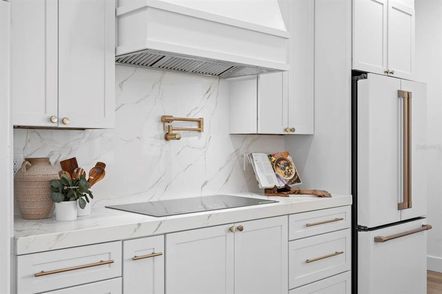 Furnished interior view inside a new home in , Lutz (Image 12).