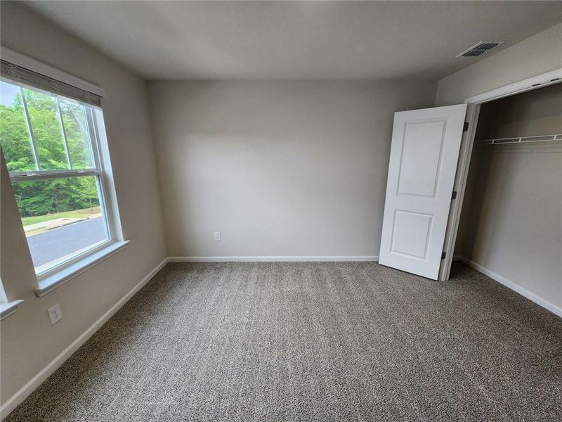 Spacious, unfurnished interior of a new home in The Oaks at Dawson, Dawsonville (Image 53). Spacious, unfurnished interior of a new home in The Oaks at Dawson, Dawsonville (Image 53).