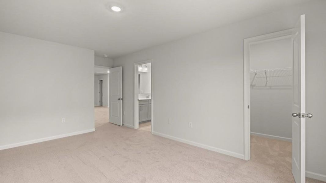 Spacious, unfurnished interior of a new home in Butner Estates, South Fulton (Image 15).