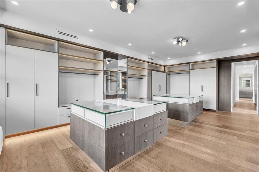 Furnished interior view inside a new home in , St. Petersburg (Image 28).