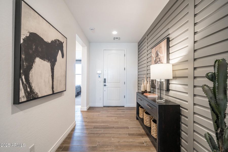 7925 E Raleigh Avenue