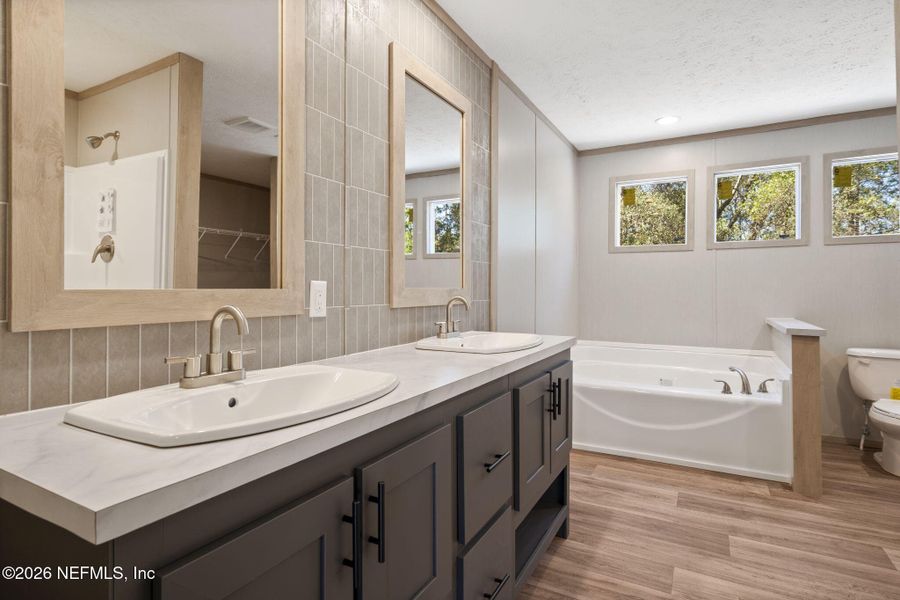 Furnished interior view inside a new home in , Keystone Heights (Image 9).