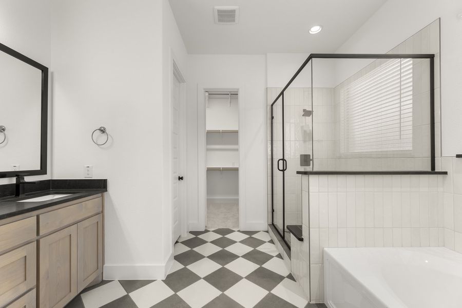 Furnished interior view inside a new home in Providence Cove, McKinney (Image 9).