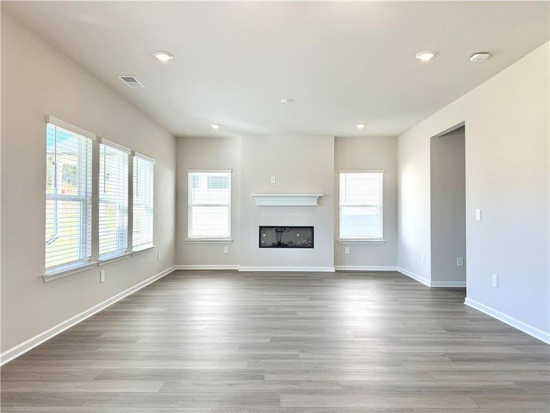 Spacious, unfurnished interior of a new home in Vines at Mill Creek - Estate Series, Braselton (Image 17). Spacious, unfurnished interior of a new home in Vines at Mill Creek - Estate Series, Braselton (Image 17).