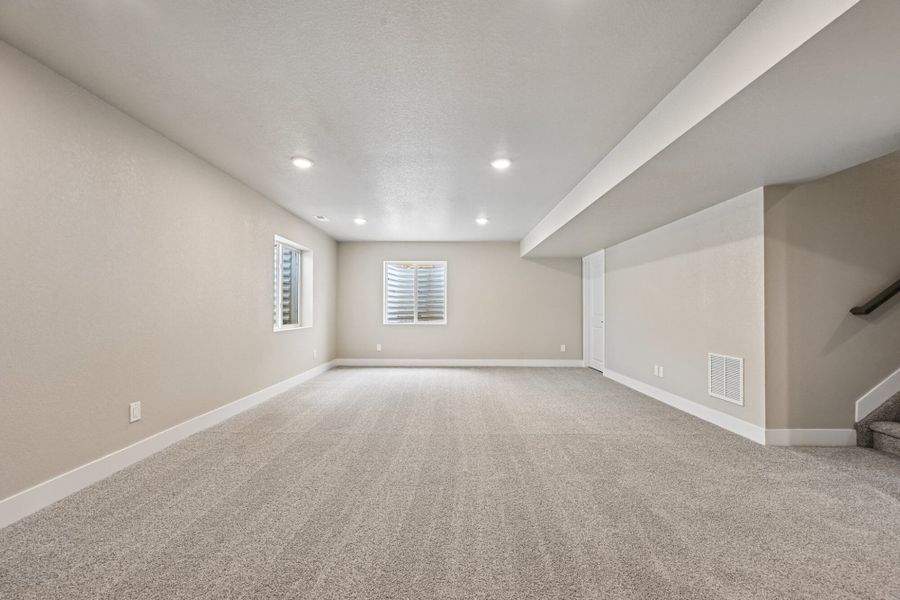 Spacious, unfurnished interior of a new home in The Glen, Colorado Springs (Image 50). Spacious, unfurnished interior of a new home in The Glen, Colorado Springs (Image 50).