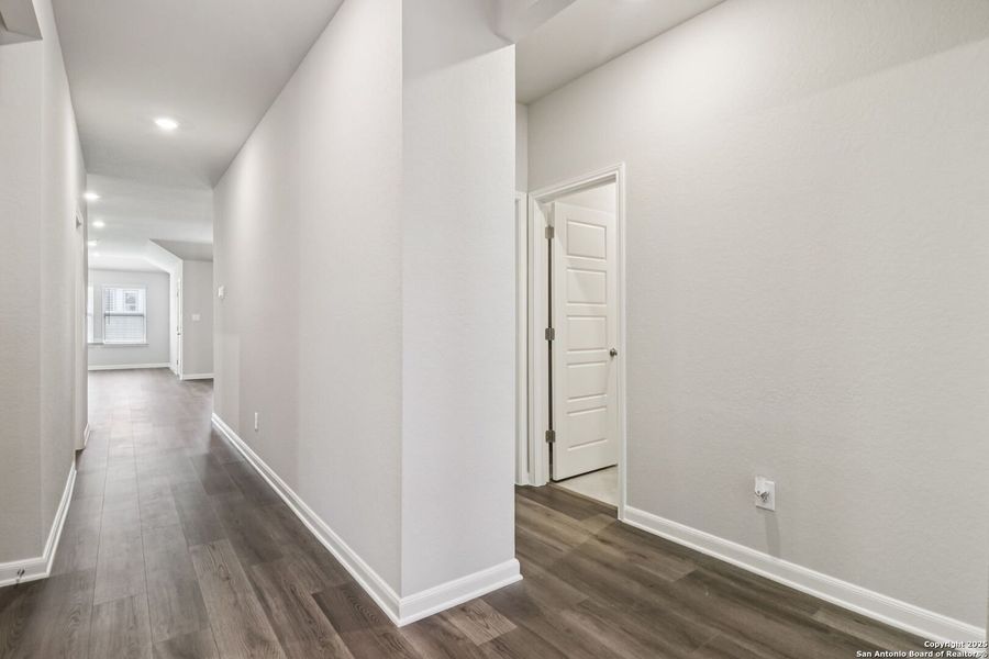 Spacious, unfurnished interior of a new home in Kallison Ranch, San Antonio (Image 31). Spacious, unfurnished interior of a new home in Kallison Ranch, San Antonio (Image 31).