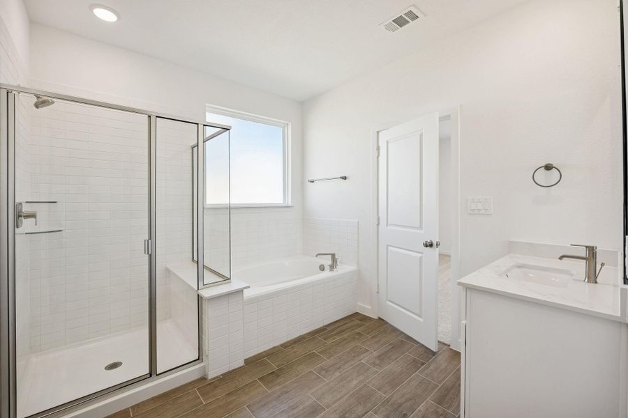 Furnished interior view inside a new home in Montgomery Bend, Montgomery (Image 10).