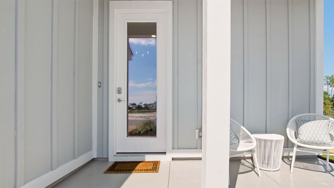 Representative exterior details of a home built from the Brayden by D.R. Horton in Parkside, Santa Rosa Beach (Image 3).