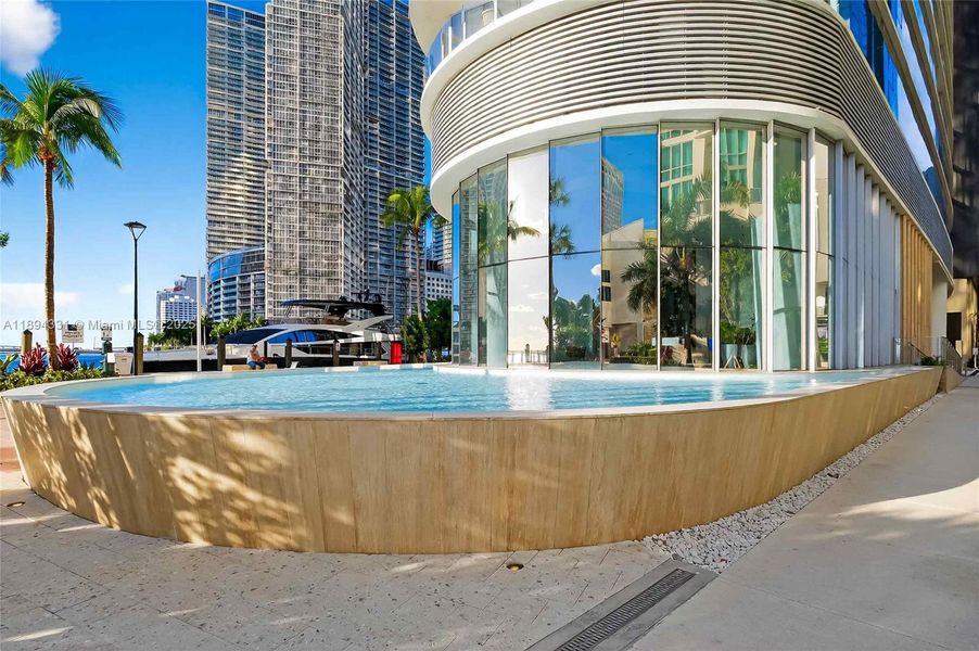 Condo located in Miami, FL showcasing its design and architecture (Image 5). Condo located in Miami, FL showcasing its design and architecture (Image 5).