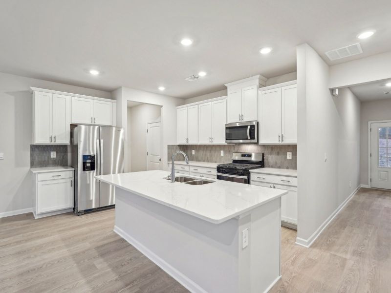 Furnished interior view inside a new home in Ivey Township, Dallas (Image 5).