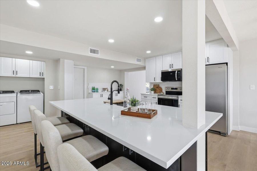 Massive island kitchen Massive island kitchen