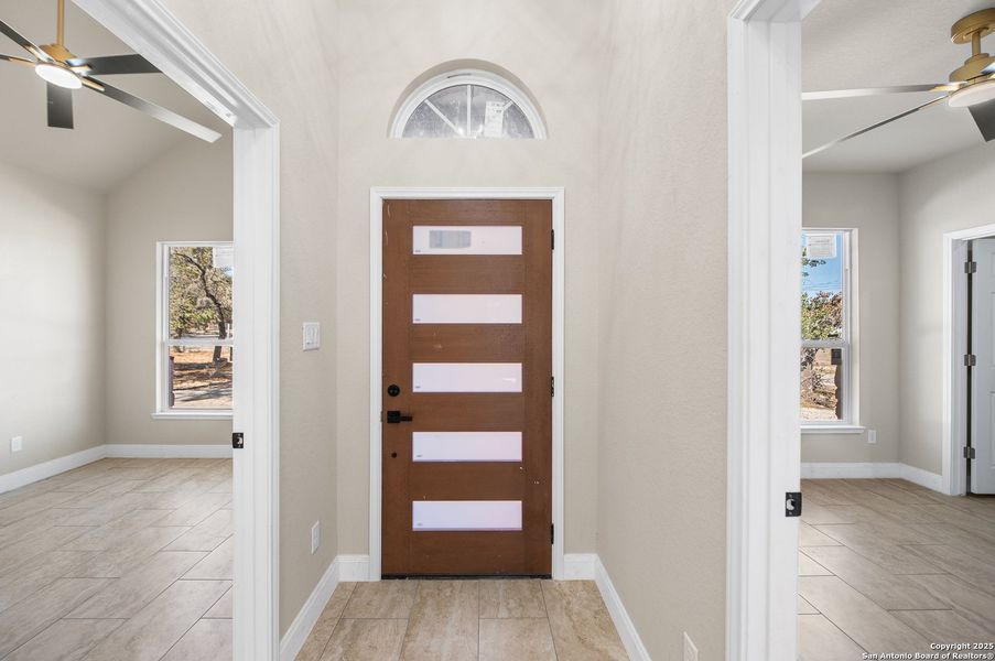 Spacious, unfurnished interior of a new home in , Elmendorf (Image 33).