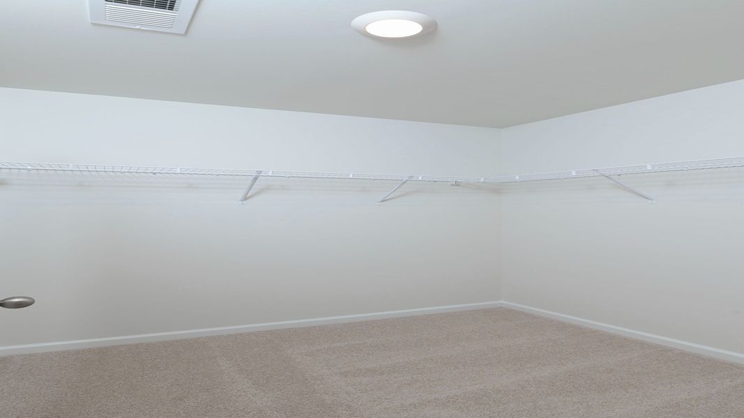 Spacious, unfurnished interior of a new home in Gates Village, Lugoff (Image 17).