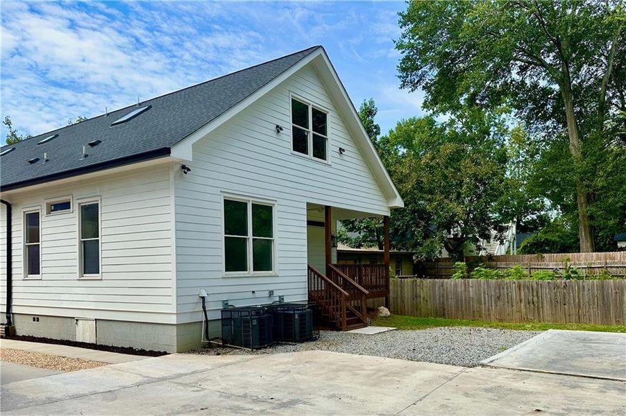 Front exterior of a new home in , Atlanta, GA, highlighting curb appeal (Image 2). Front exterior of a new home in , Atlanta, GA, highlighting curb appeal (Image 2).
