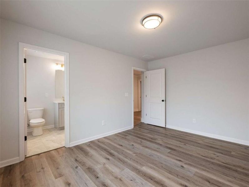 Spacious, unfurnished interior of a new home in , Buford (Image 41).