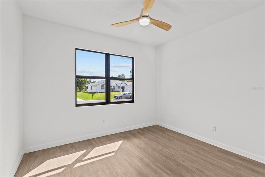 Spacious, unfurnished interior of a new home in , Punta Gorda (Image 9).