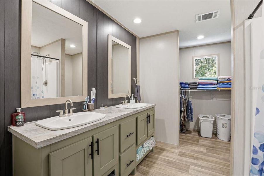 Furnished interior view inside a new home in , Newberry (Image 23).