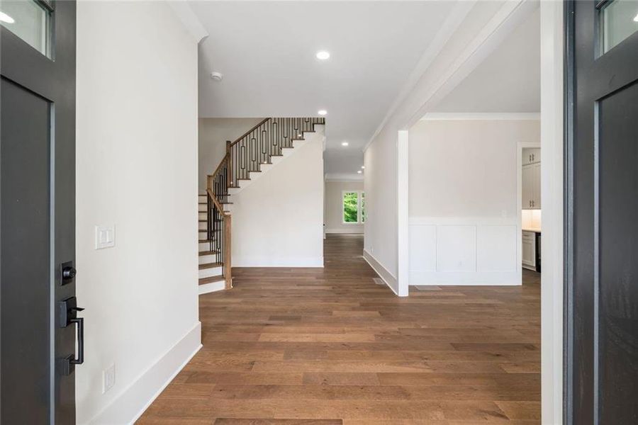 Spacious, unfurnished interior of a new home in , Atlanta (Image 24).