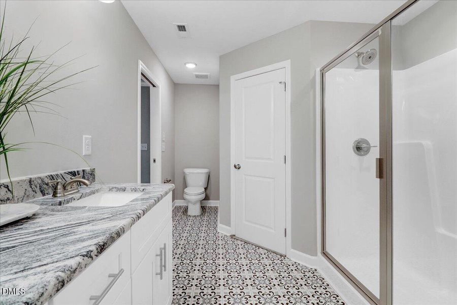 28-105 Baileys Pl-28