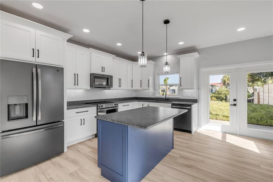 Furnished interior view inside a new home in , Oak Hill (Image 12).