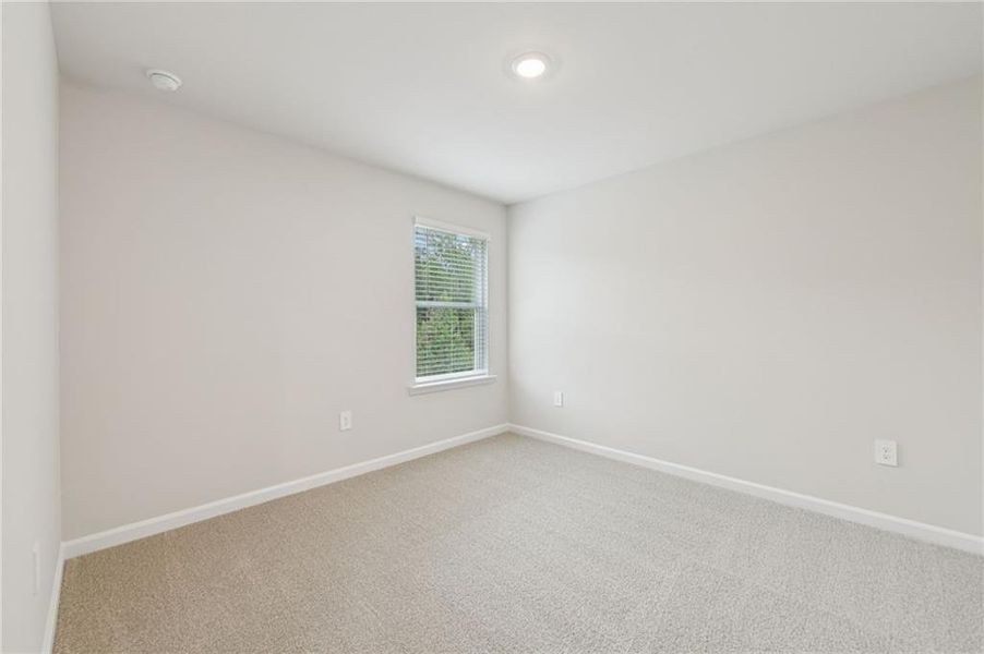 Spacious, unfurnished interior of a new home in Preserve at Mountain Creek, Pendergrass (Image 36).