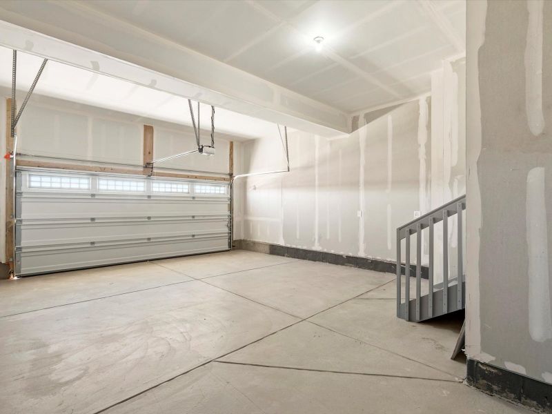Spacious, unfurnished interior of a new home in Buffalo Highlands: The Flora Collection, Commerce City (Image 15).