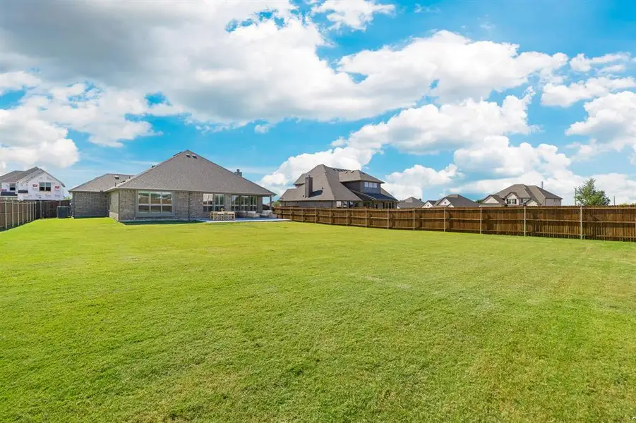Exterior details and patio area of a home in Lovers Landing, Forney (Image 2).