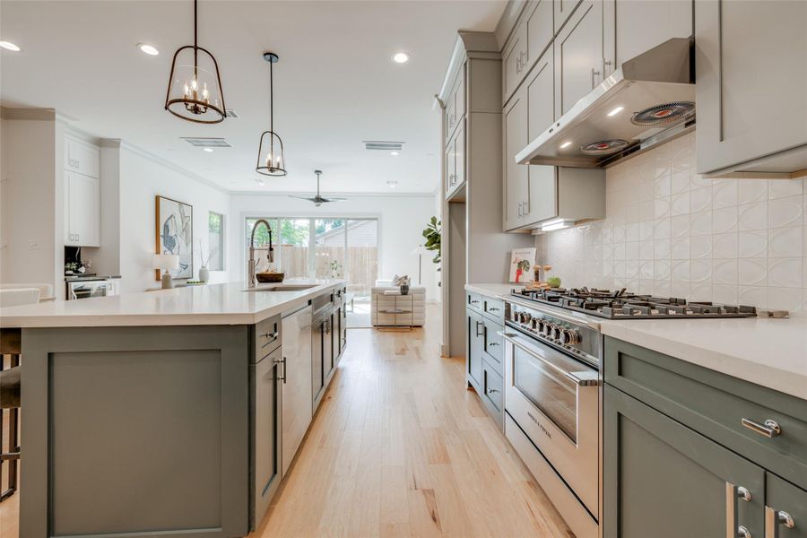 ASK ABOUT CUSTOMIZATION OPTIONS DURING CONSTRUCTION ONLY *MAZZARINO MODEL HOME * PHOTOS MAY SHOW A SIMILAR FLOOR PLAN AND/OR UPGRADED/ALTERNATIVE FINISHES * Please use these photos as a guide *THIS IS AN ACTIVE CONSTRUCTION SITE, BUYERS MUST REQUEST APPOINTMENT TO BE ON PREMISE AT ALL TIMES. ASK ABOUT CUSTOMIZATION OPTIONS DURING CONSTRUCTION ONLY *MAZZARINO MODEL HOME * PHOTOS MAY SHOW A SIMILAR FLOOR PLAN AND/OR UPGRADED/ALTERNATIVE FINISHES * Please use these photos as a guide *THIS IS AN ACTIVE CONSTRUCTION SITE, BUYERS MUST REQUEST APPOINTMENT TO BE ON PREMISE AT ALL TIMES.