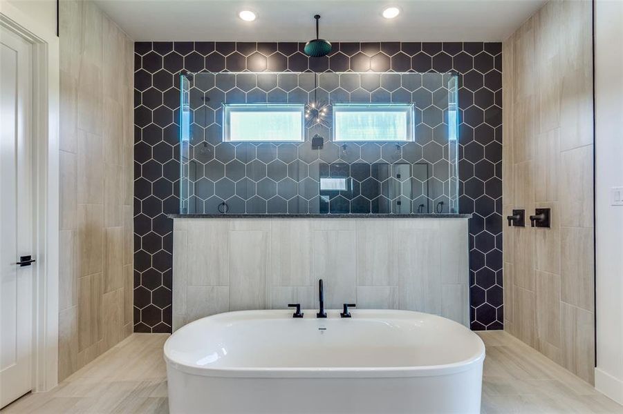 Furnished interior view inside a new home in , Weatherford (Image 10).