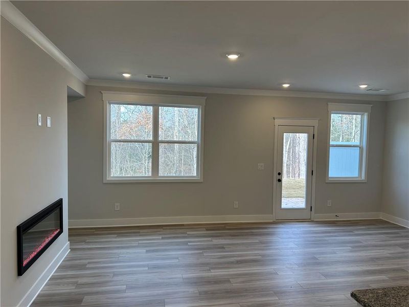 Spacious, unfurnished interior of a new home in Millstone at Mundy Mill, Gainesville (Image 19).
