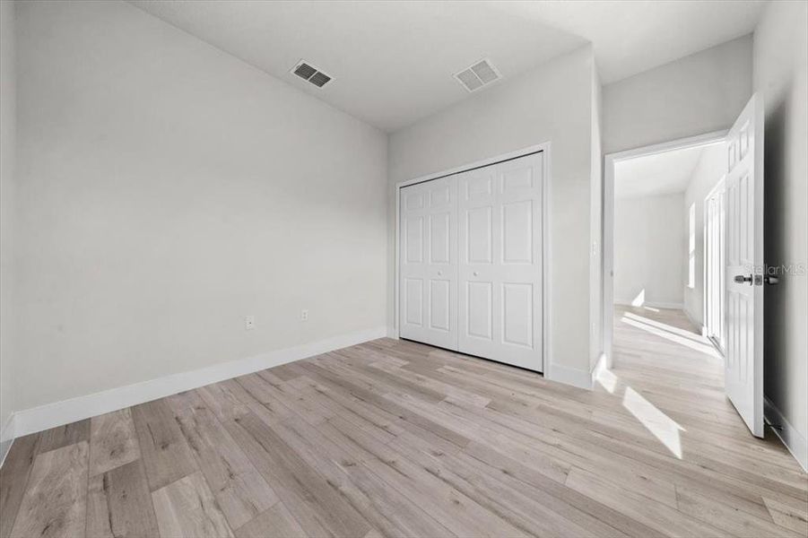 Spacious, unfurnished interior of a new home in , Ocala (Image 42).