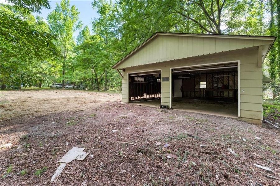 Image 48 of a home in .