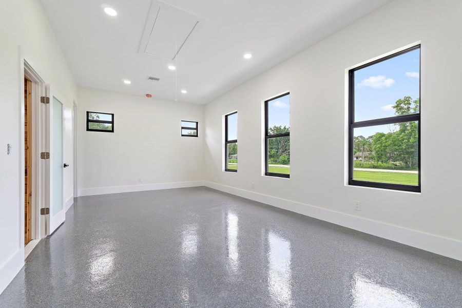 Spacious, unfurnished interior of a new home in , Jupiter (Image 66).
