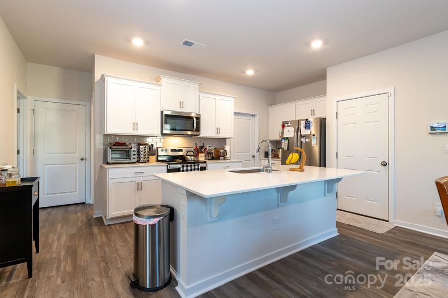 Furnished interior view inside a new home in , Kings Mountain (Image 7).
