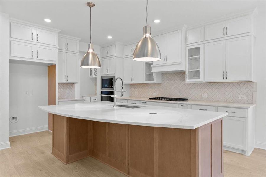 DAL_Saddle Star_Lockhart_2400 Randas Way (7) DAL_Saddle Star_Lockhart_2400 Randas Way (7)