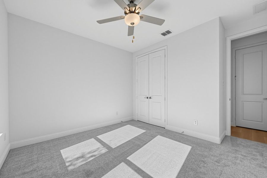 Spacious, unfurnished interior of a new home in South Oak, Lakewood Village (Image 25).