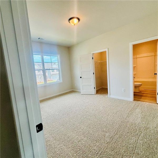 Spacious, unfurnished interior of a new home in Rosewood Lake Estates, Hoschton (Image 34). Spacious, unfurnished interior of a new home in Rosewood Lake Estates, Hoschton (Image 34).