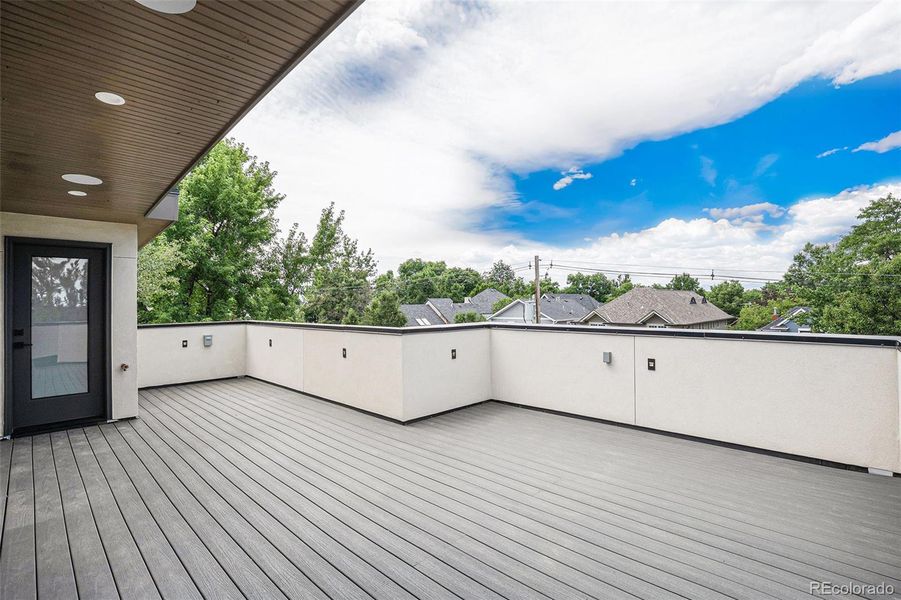 Hot tub ready rear roof deck